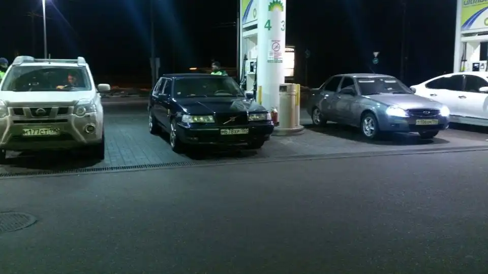 Фото автомобиля NISSAN X-TRAIL, 2012 — госномер М177СТ190. Цвет: БЕЛЫЙ