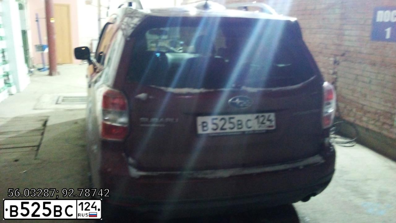 Фото автомобиля HYUNDAI SOLARIS, 2011 — госномер В525ВС124. Цвет: КРАСНЫЙ