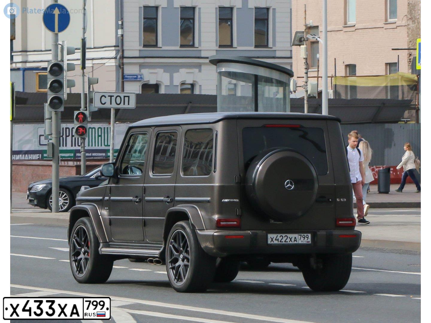 Фото автомобиля МИНИ КУПЕР, 2012 — госномер Н156НО193. Цвет: ЗЕЛЕНЫЙ БЕЛЫЙ