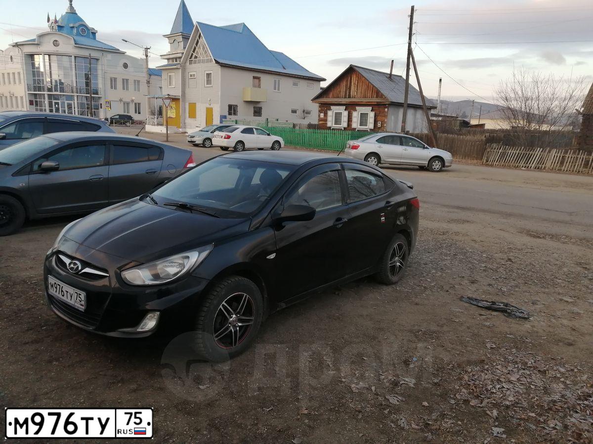 Фото автомобиля HYUNDAI SOLARIS, 2012 — госномер М976ТУ75. Цвет: ЧЕРНЫЙ