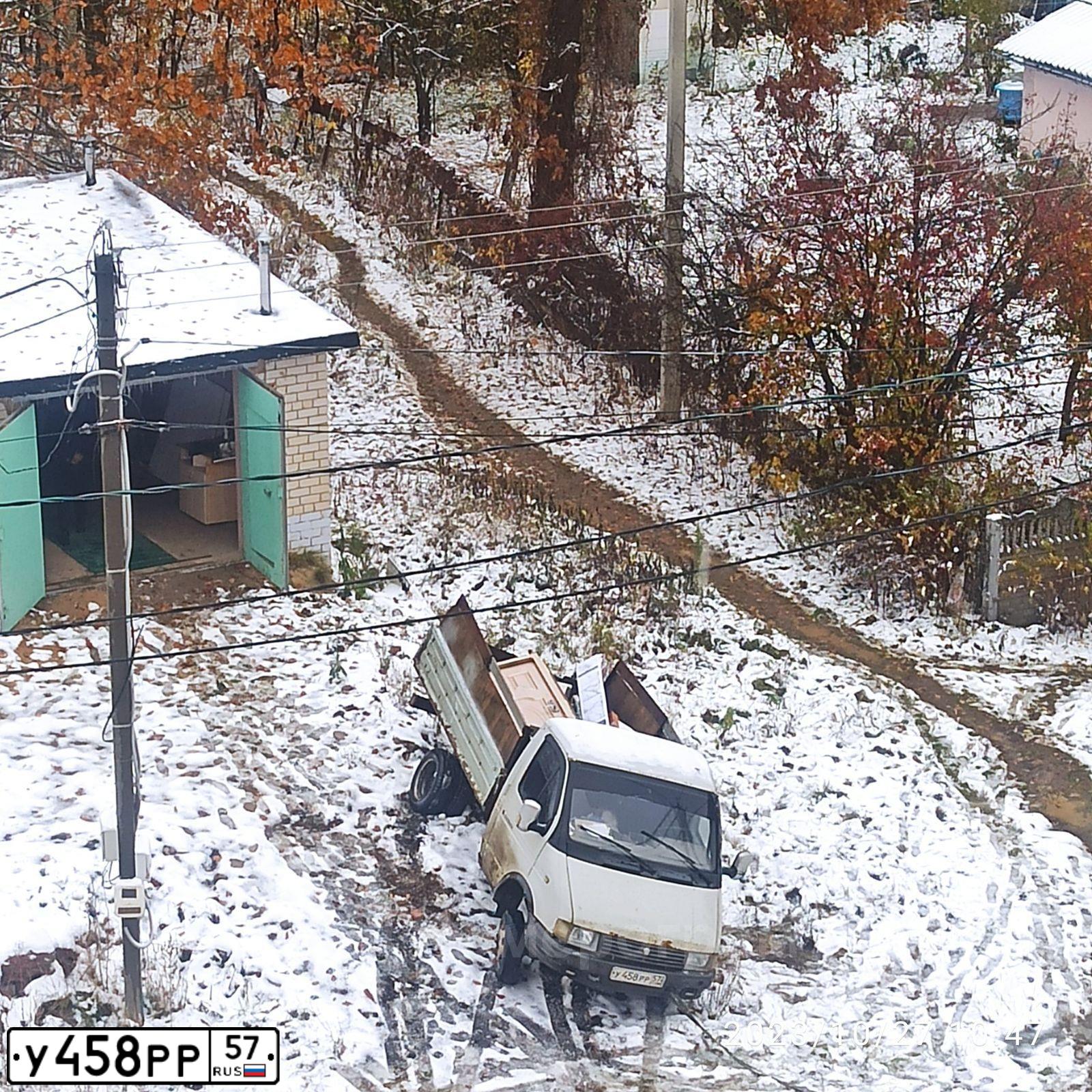 Фото автомобиля GAZ 3302 EL, 1998 — госномер У458РР57. Цвет: БЕЛАЯ НОЧЬ