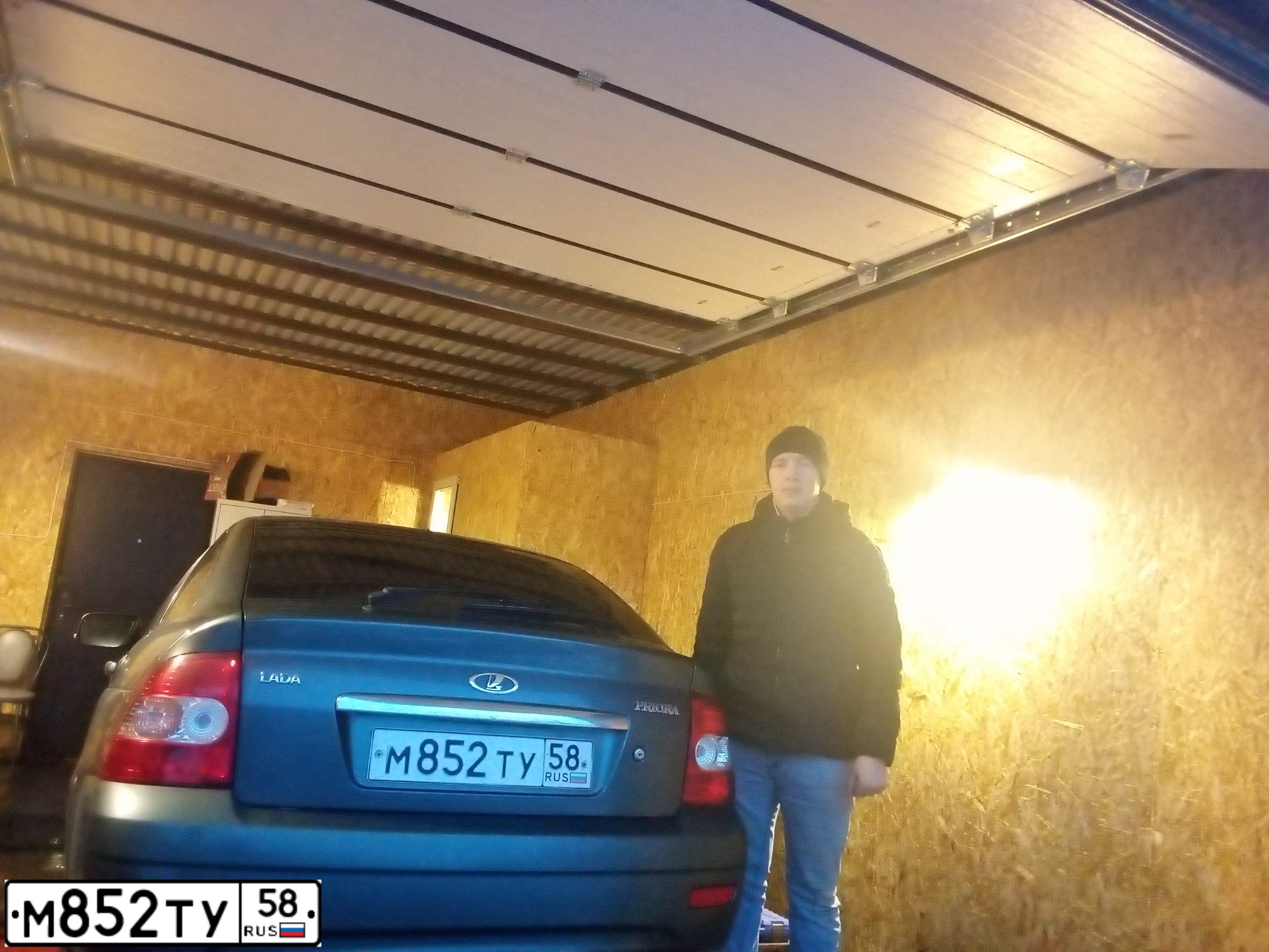 Фото автомобиля LADA 2172 PRIORA, 2009 — госномер М852ТУ58. Цвет: СЕРО-СИНЕ-ЗЕЛЕНЫЙ