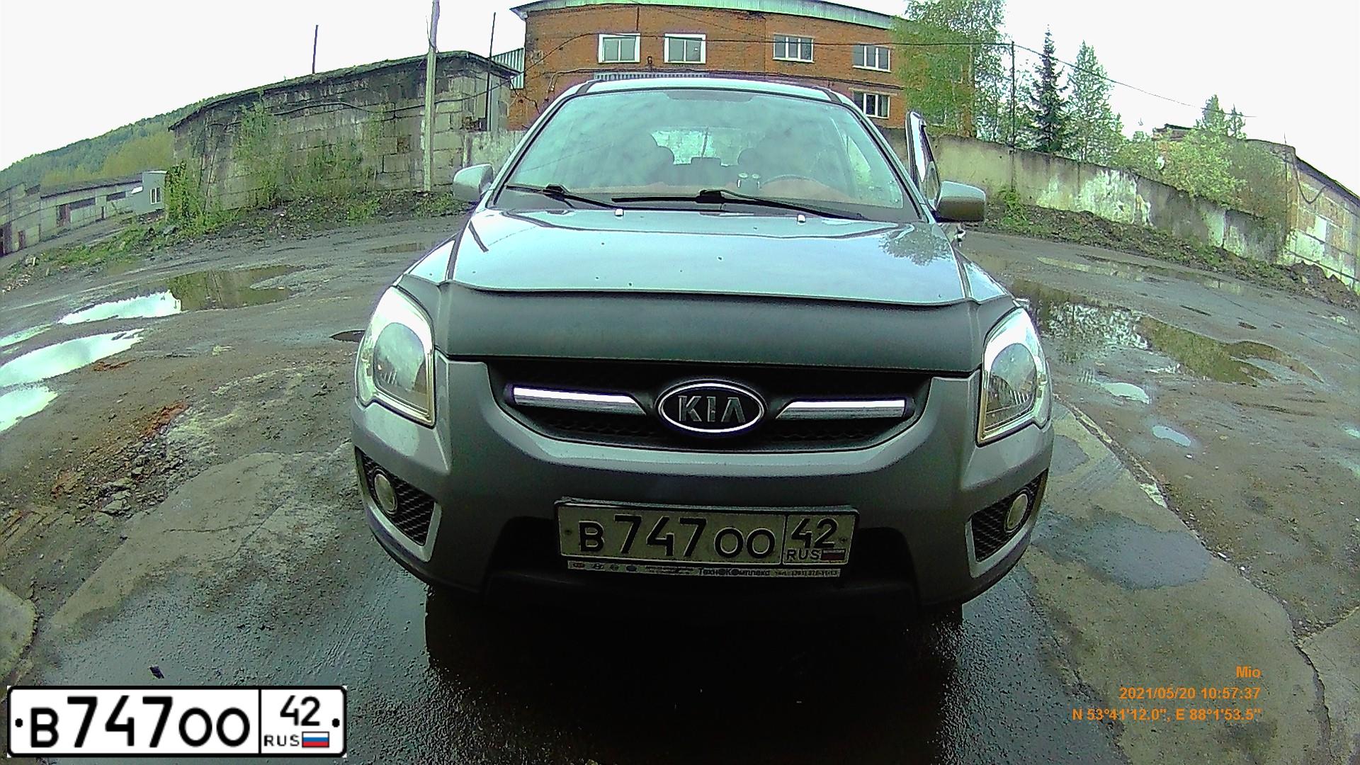 Фото автомобиля MERCEDES E-KLASSE, 2000 — госномер Р212ЕО138. Цвет: ЧЕРНЫЙ