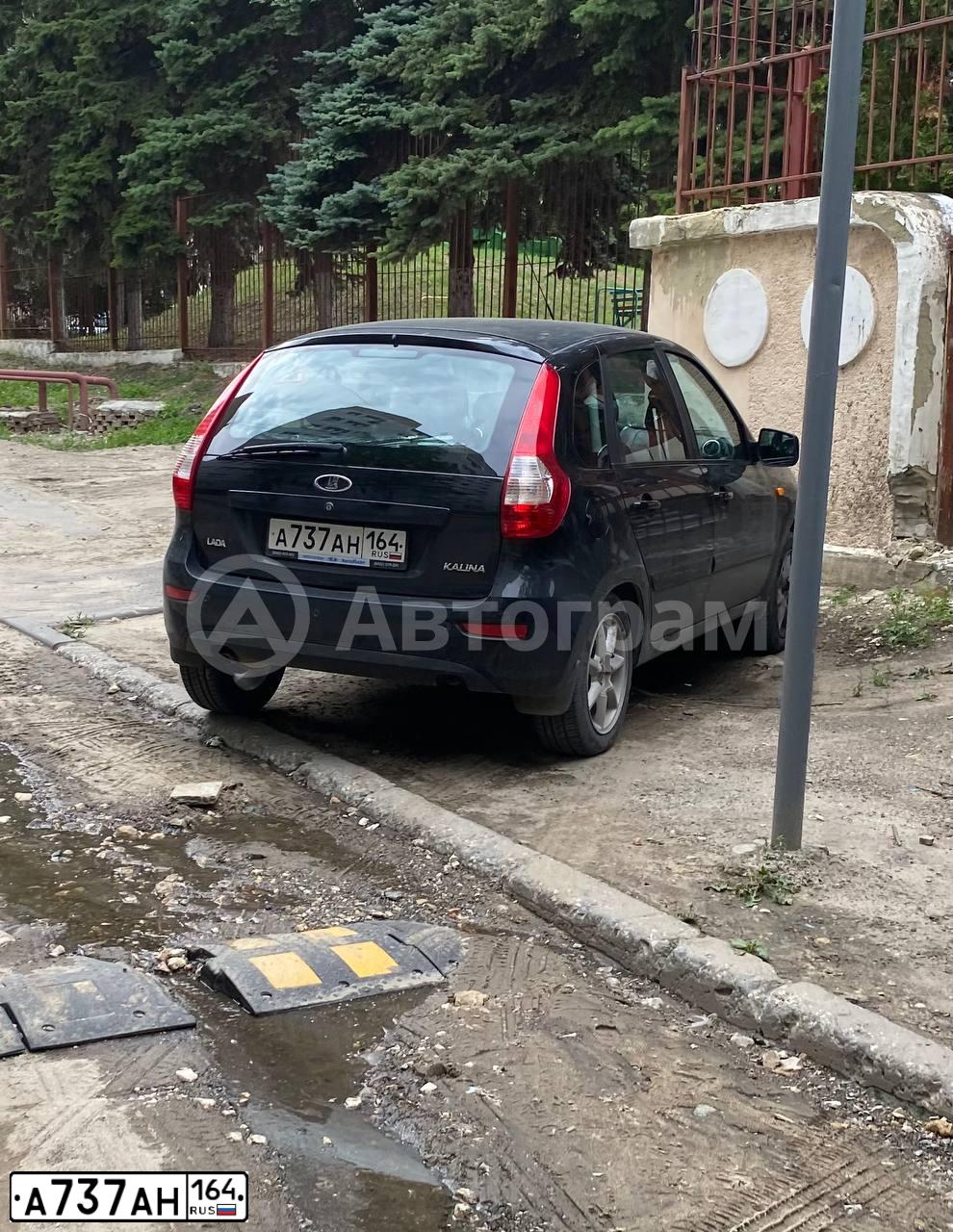 Фото автомобиля LADA 2192 KALINA, 2015 — госномер А737АН164. Цвет: ЧЕРНЫЙ