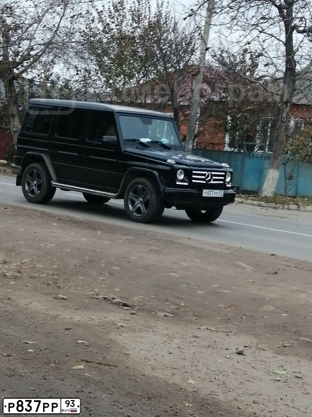 Фото автомобиля TOYOTA LANDCRUISER 200, 2011 — госномер В785НС126. Цвет: ЧЕРНЫЙ