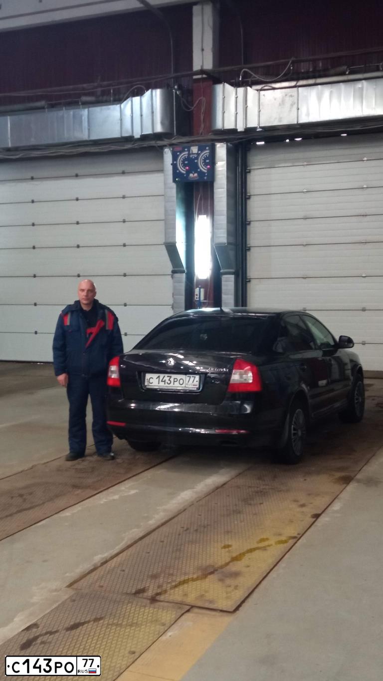 Фото автомобиля SKODA OCTAVIA, 2013 — госномер С350КВ73. Цвет: ЧЕРНЫЙ