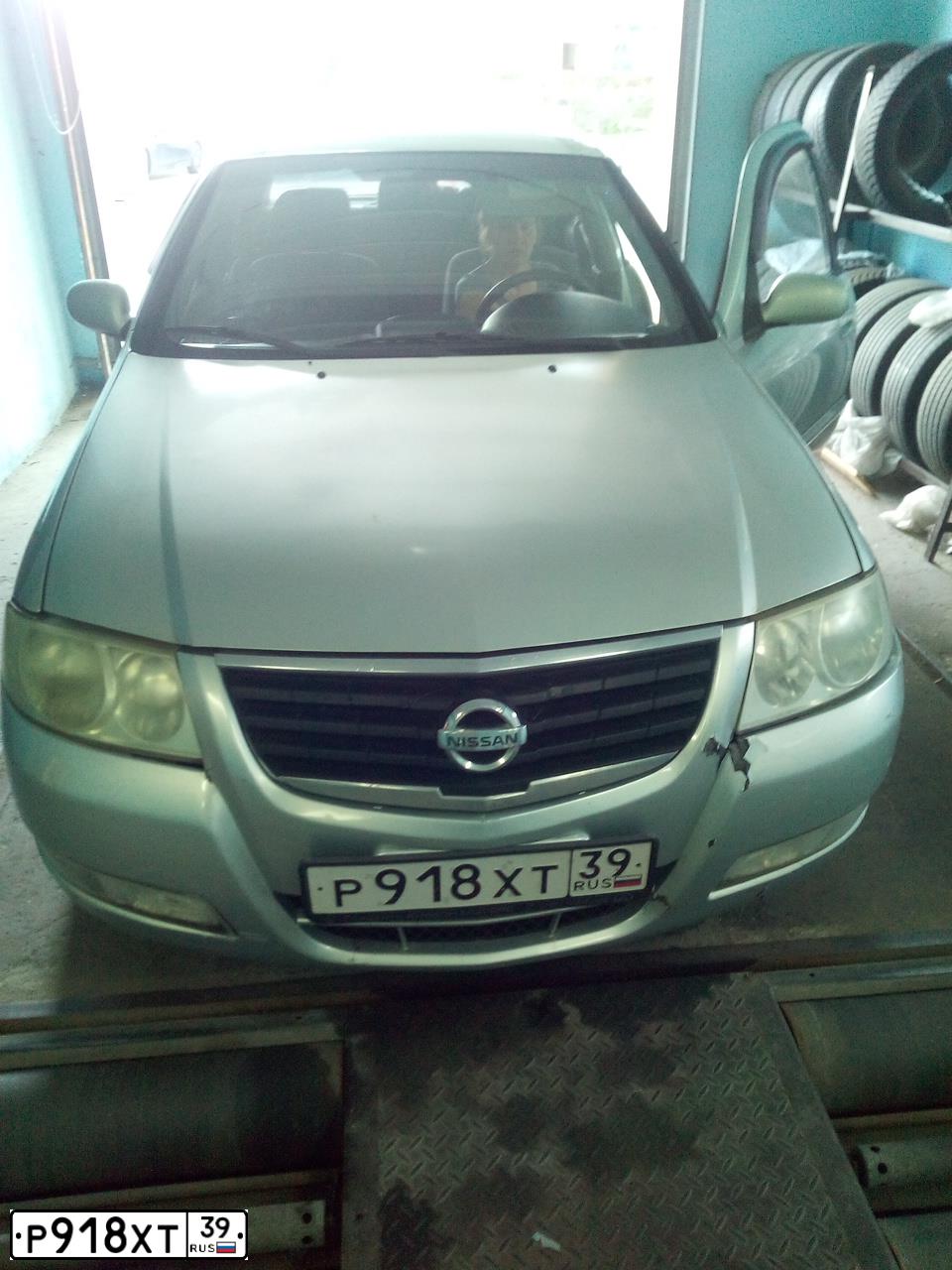 Фото автомобиля NISSAN ALMERA, 2006 — госномер С880СВ39. Цвет: СЕРЕБРИСТЫЙ
