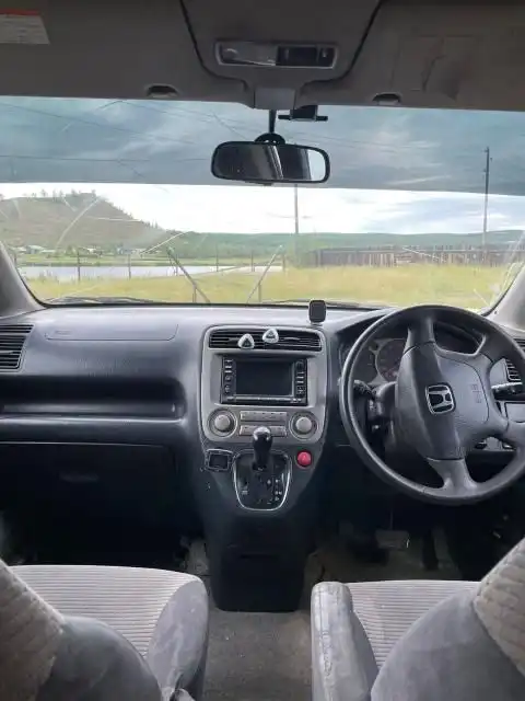 Фото автомобиля HONDA STREAM, 2002 — госномер С305НК14. Цвет: Белый