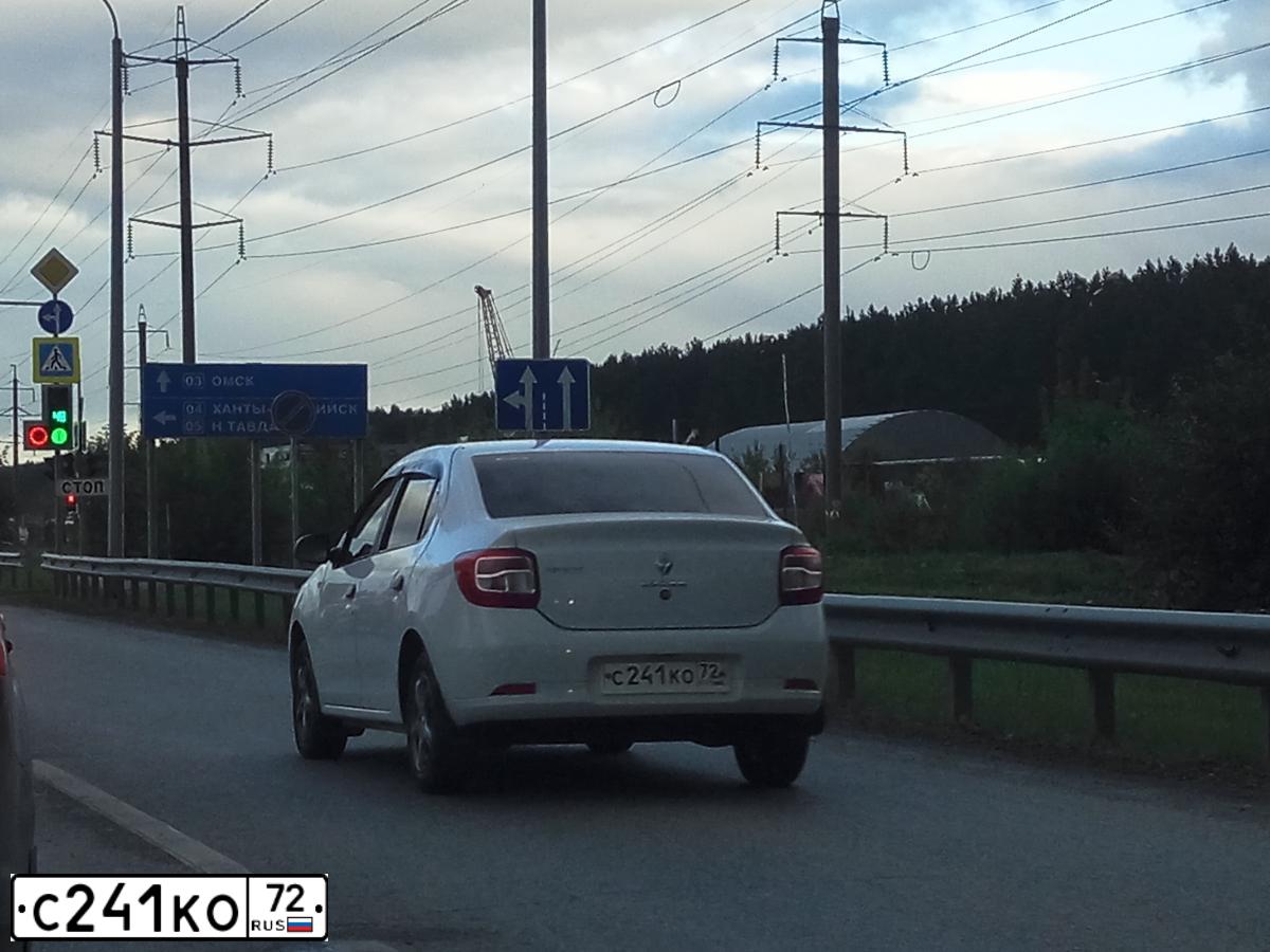 Фото автомобиля RENAULT LOGAN, 2016 — госномер С241КО72. Цвет: БЕЛЫЙ
