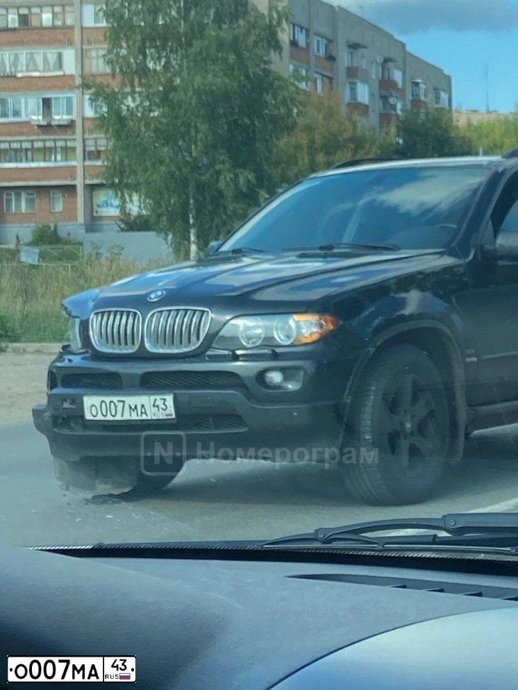 Фото автомобиля BMW X5, 2005 — госномер О007МА43. Цвет: ЧЕРНЫЙ