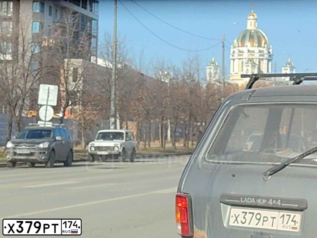 Фото автомобиля LADA 2131 NIVA, 2013 — госномер Х379РТ174. Цвет: СРЕДНИЙ СЕРО ЗЕЛЕНЫЙ МЕТА