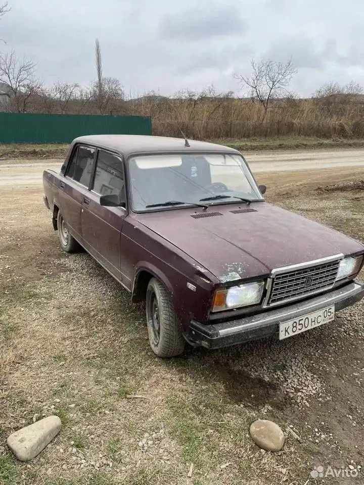 Фото автомобиля LADA 2107, 2006 — госномер С775ТО05. Цвет: ТЕМНО-ВИШНЕВЫЙ