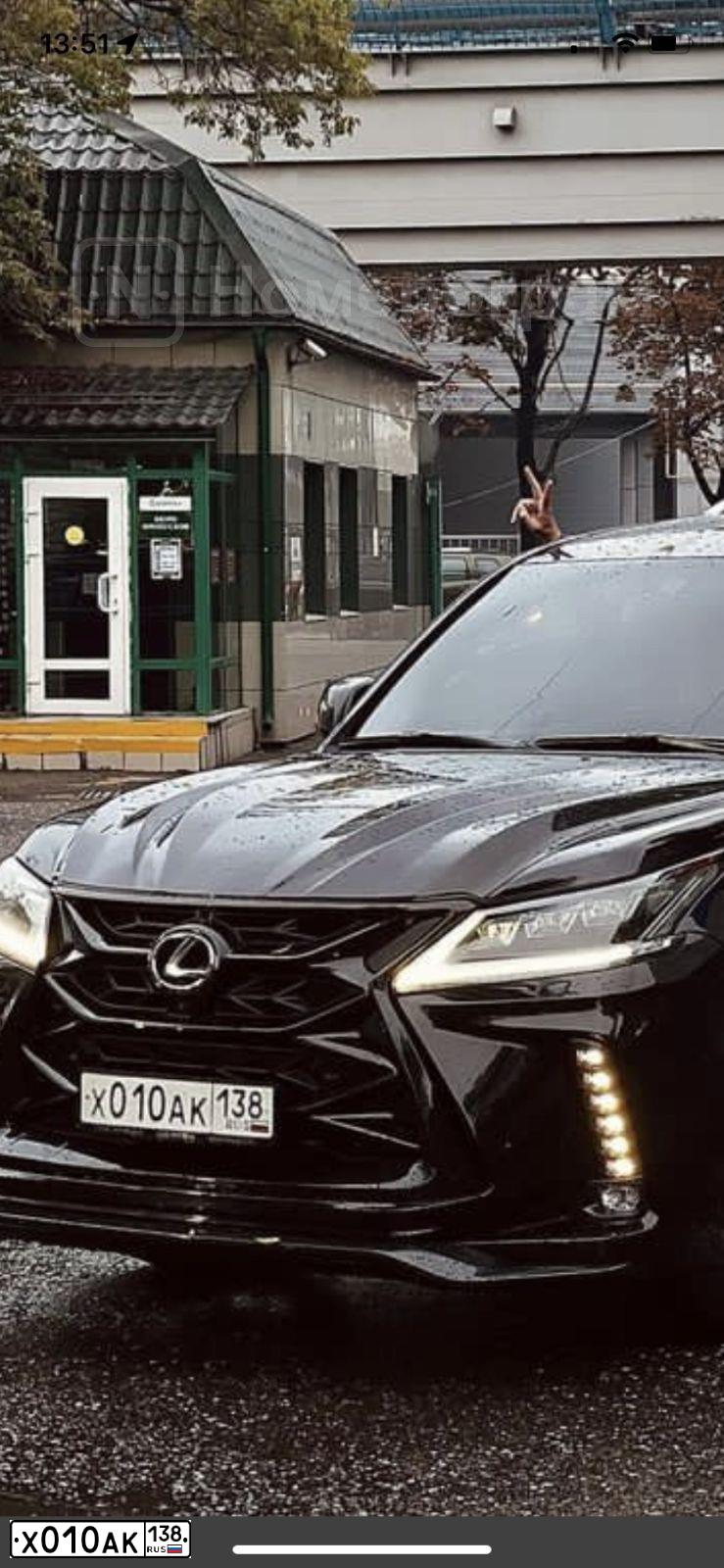 Фото автомобиля LEXUS LX, 2016 — госномер Х010АК138. Цвет: ЧЕРНЫЙ