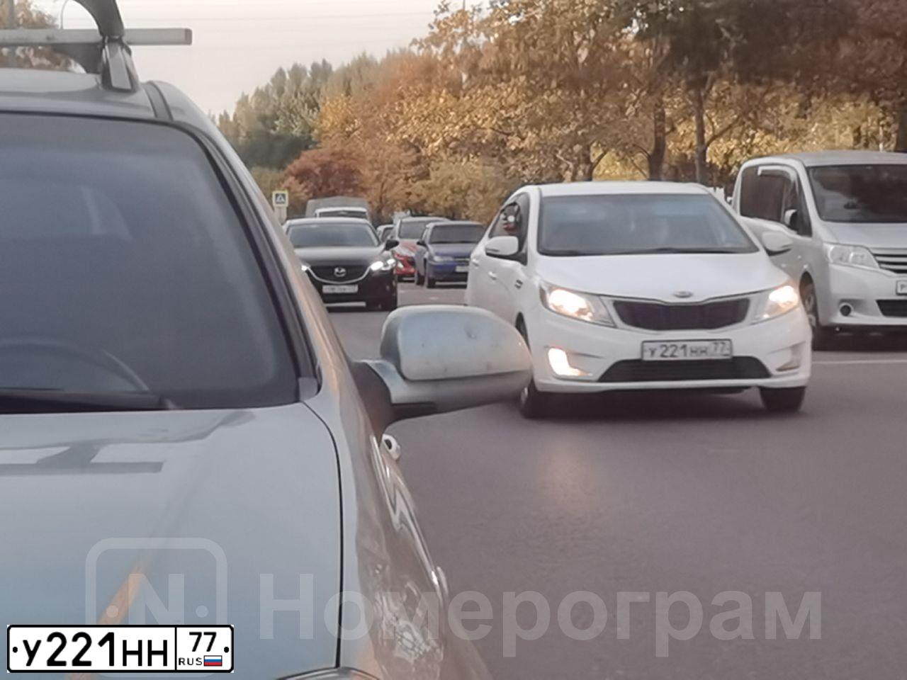 Фото автомобиля KIA RIO, 2013 — госномер К734УМ126. Цвет: Белый