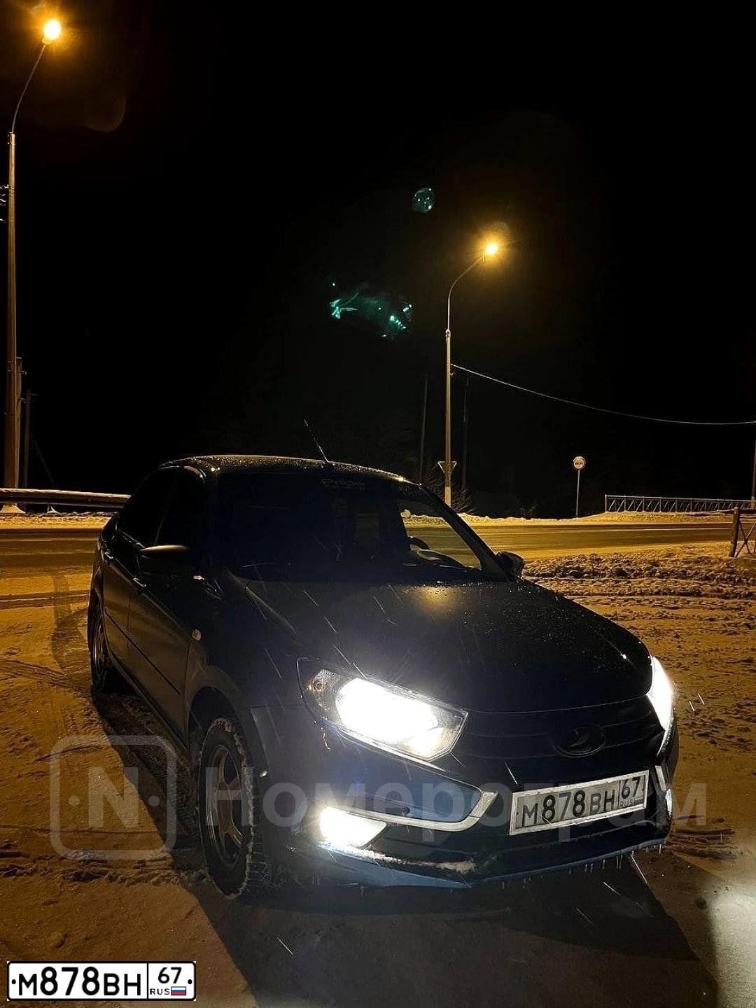 Фото автомобиля LADA 2190 GRANTA, 2020 — госномер М878ВН67. Цвет: синий