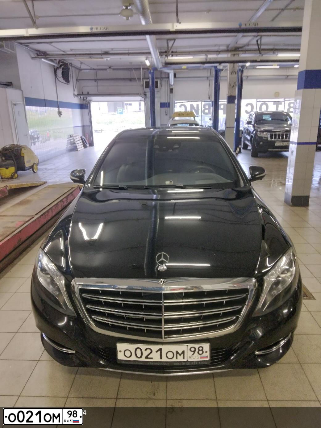 Фото автомобиля NISSAN TEANA, 2006 — госномер О021ОМ98. Цвет: СИНИЙ