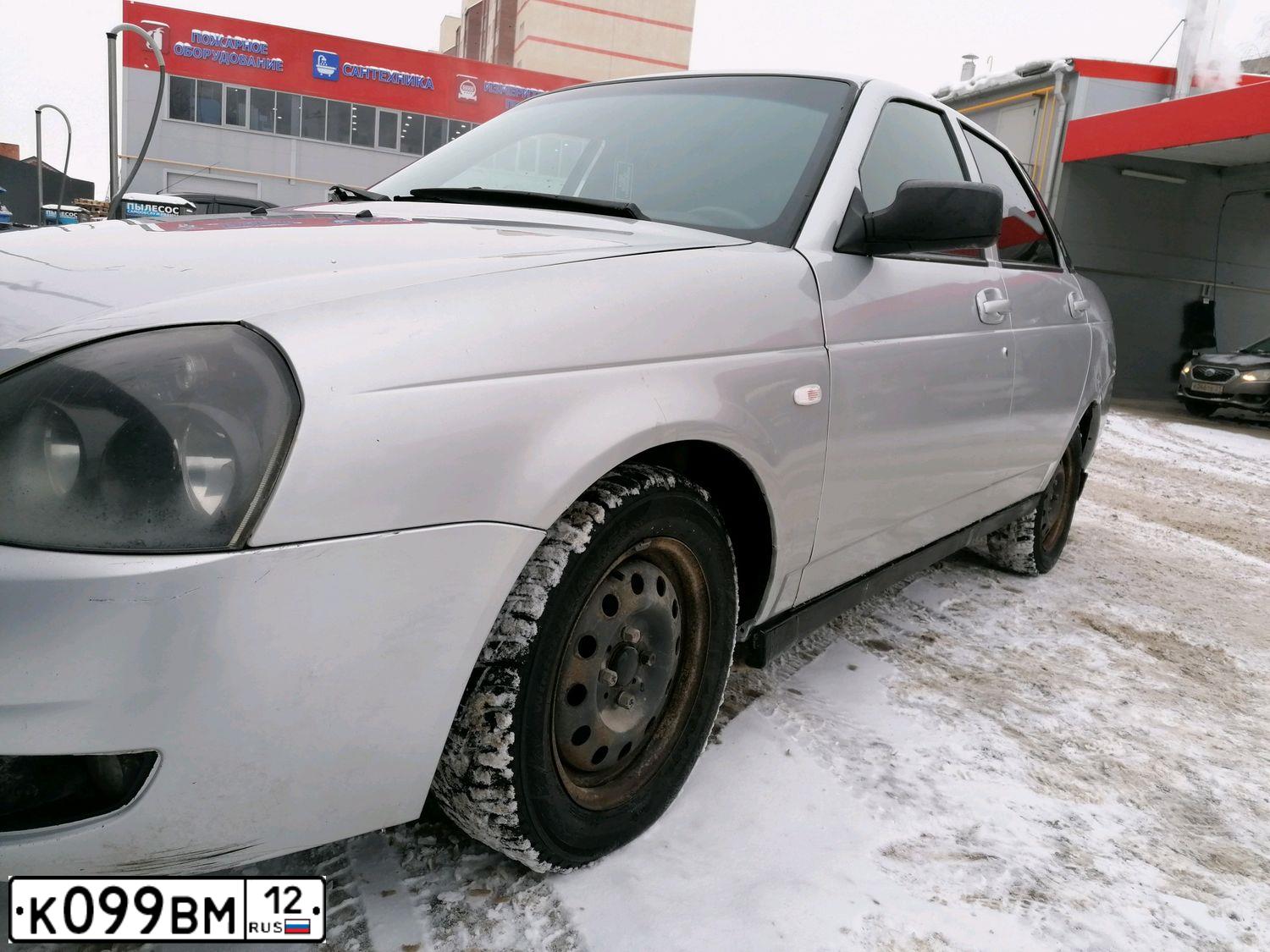 Фото автомобиля LADA PRIORA, 2008 — госномер Н236НР136. Цвет: СВЕТЛО-СЕРЕБР.МЕТАЛЛ