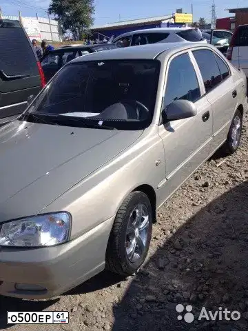 Фото автомобиля TAGAZ Z ACCENT, 2007 — госномер М560УР161. Цвет: БЕЖЕВЫЙ СВЕТЛЫЙ