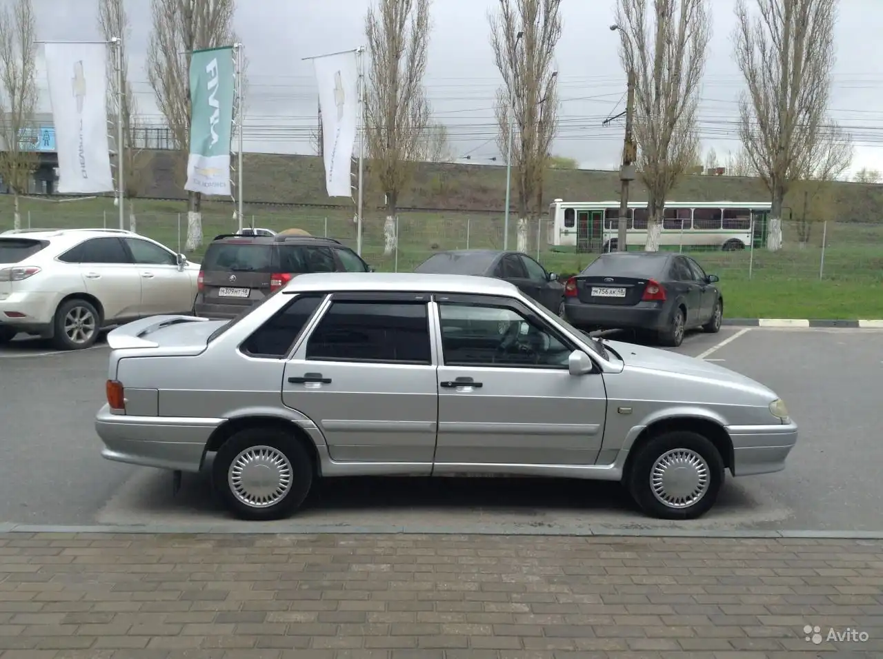 Фото автомобиля FORD FOCUS, 2005 — госномер М756АК48. Цвет: ЧЕРНЫЙ