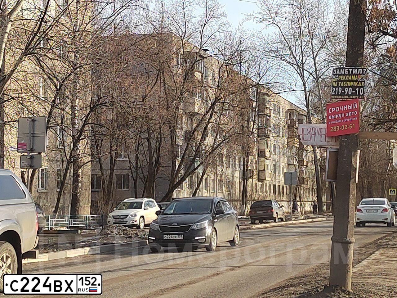 Фото автомобиля SKODA SUPERB, 2010 — госномер Т027ТН799. Цвет: Белый