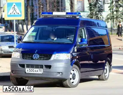 Фото автомобиля (BMW) СИКАР 3895-02 (ТЕМНО-СИНИЙ) (02 (E10)), 2009 — госномер А500АА02