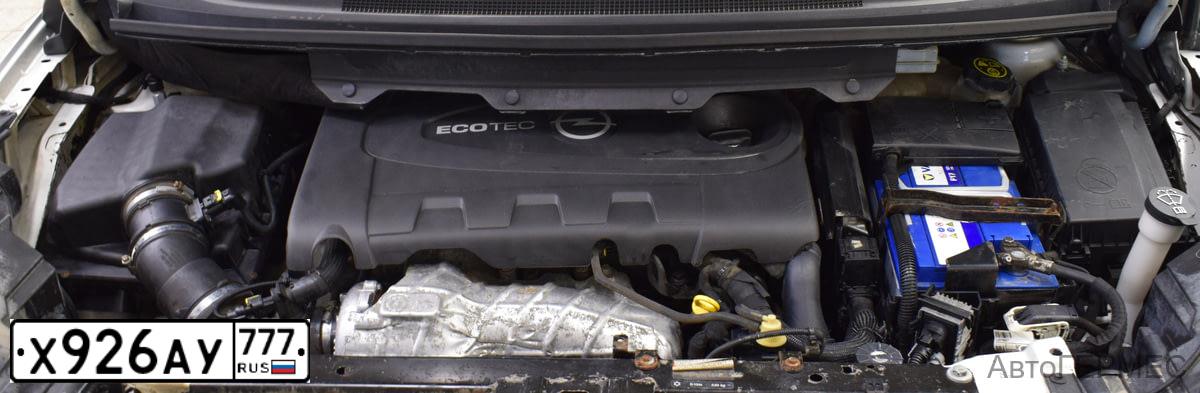 Фото автомобиля OPEL ZAFIRA, 2012 — госномер Т459УА790. Цвет: Белый