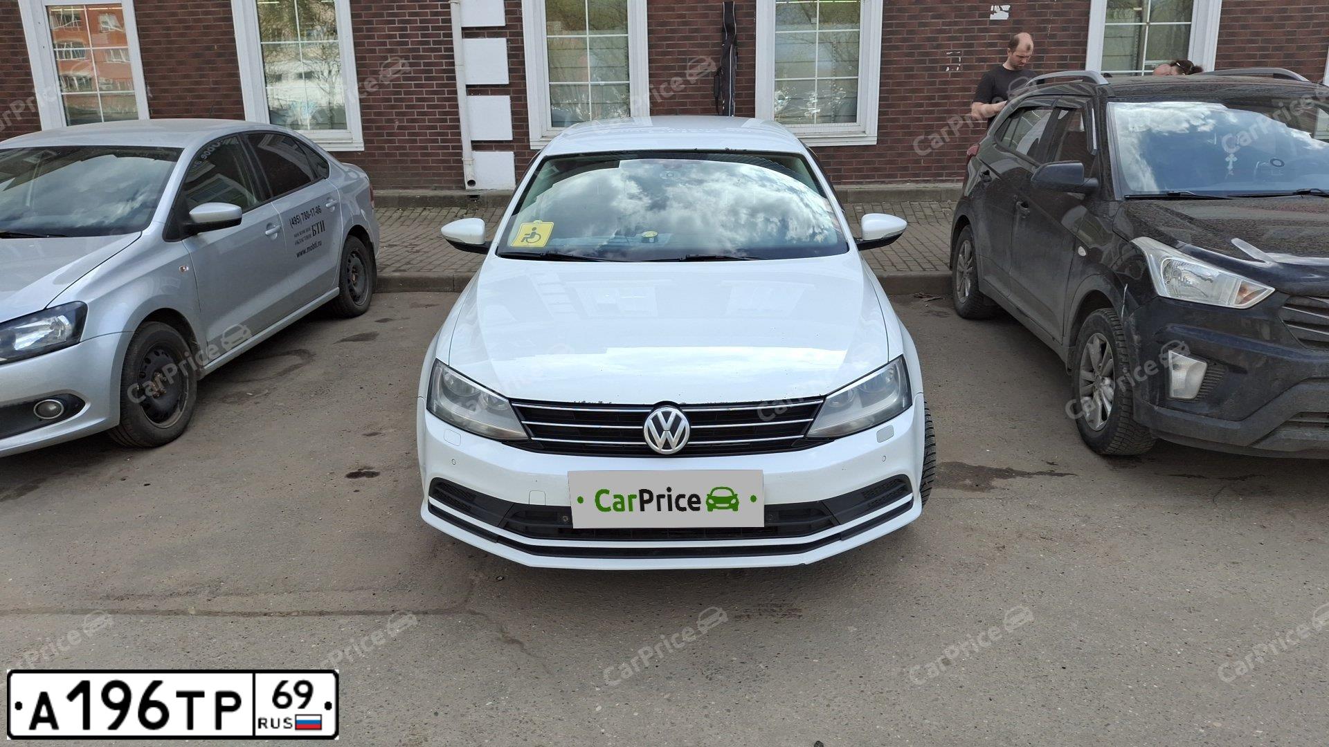 Фото автомобиля VOLKSWAGEN JETTA, 2016 — госномер А196ТР69. Цвет: Белый