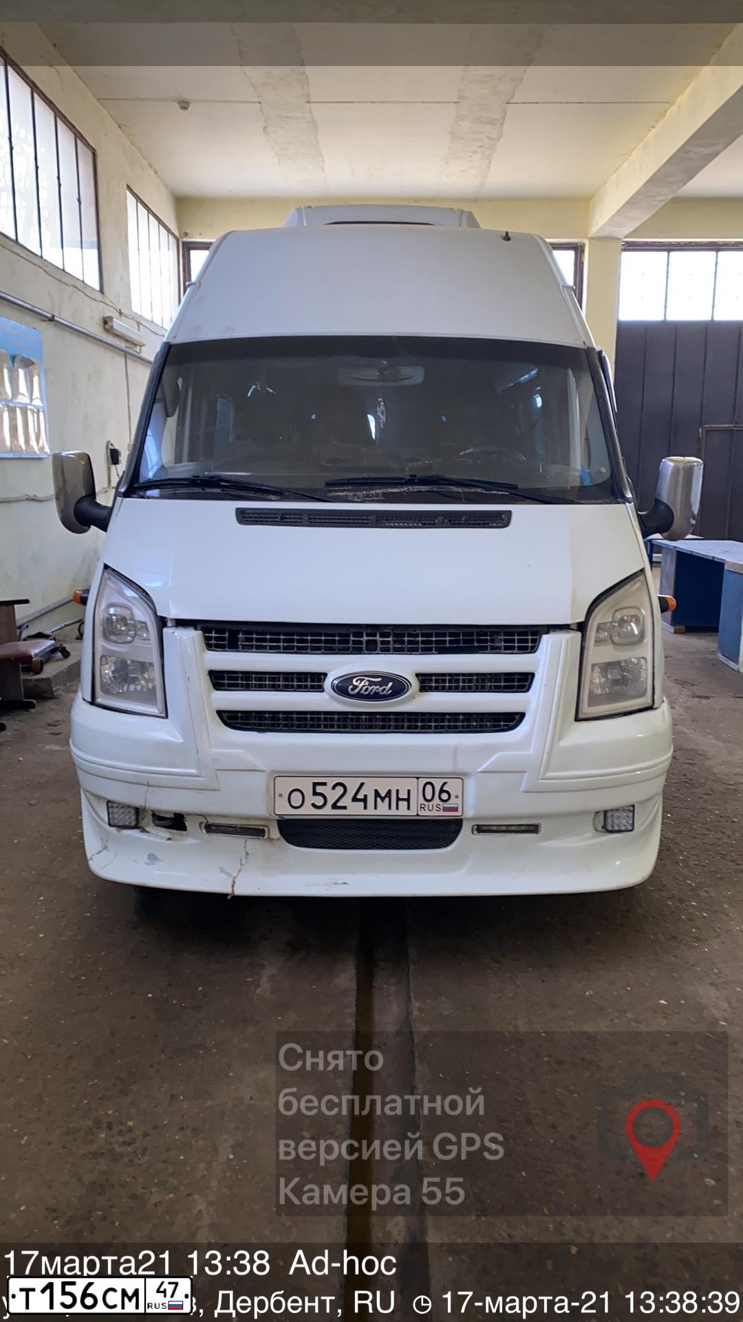 Фото автомобиля FORD TRANSIT, 2008 — госномер В100ЕЕ06. Цвет: Белый