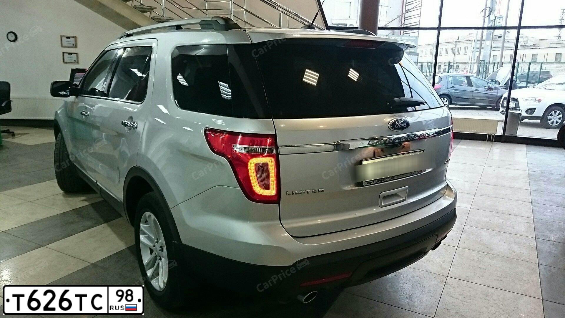 Фото автомобиля FORD EXPLORER, 2012 — госномер А483ХЕ51. Цвет: Серебристый