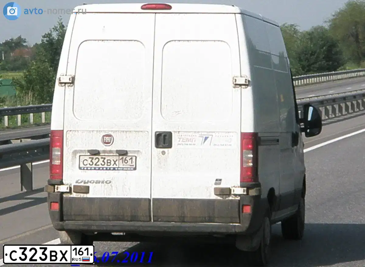 Фото автомобиля FIAT DUCATO, 2008 — госномер С323ВХ161. Цвет: Белый