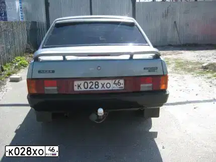 Фото автомобиля LADA 2109 SAMARA, 2002 — госномер У222СК78. Цвет: ЗОЛОТИСТО-СЕРЫЙ