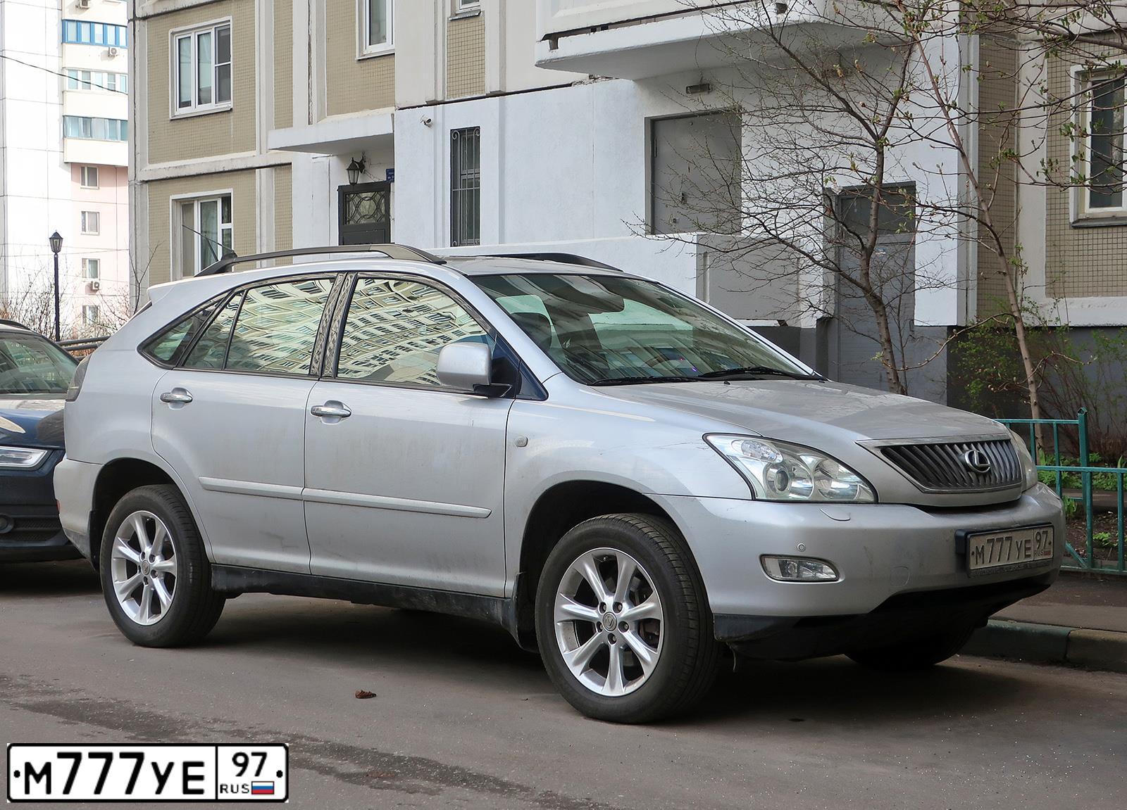 Фото автомобиля AUDI 90, 1990 — госномер М777УЕ97. Цвет: СЕРО-ГОЛУБОЙ