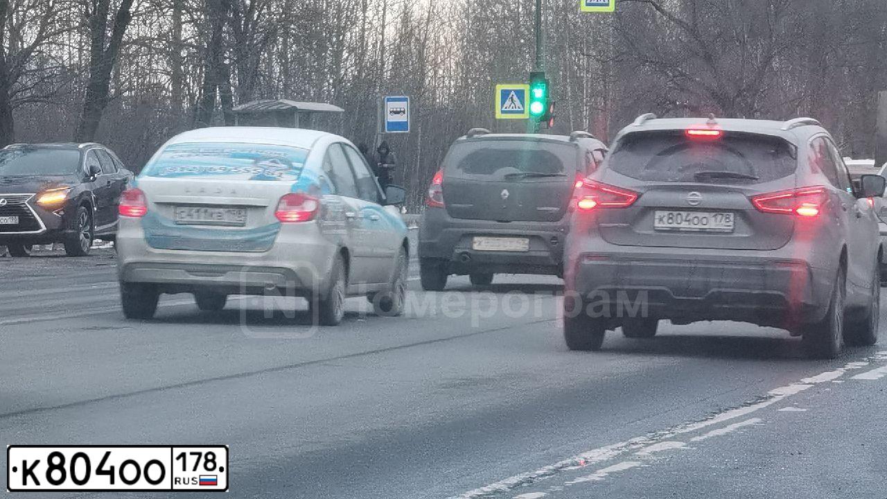 Фото автомобиля MAZDA 3, 2011 — госномер У583ТМ55. Цвет: ЧЕРНЫЙ