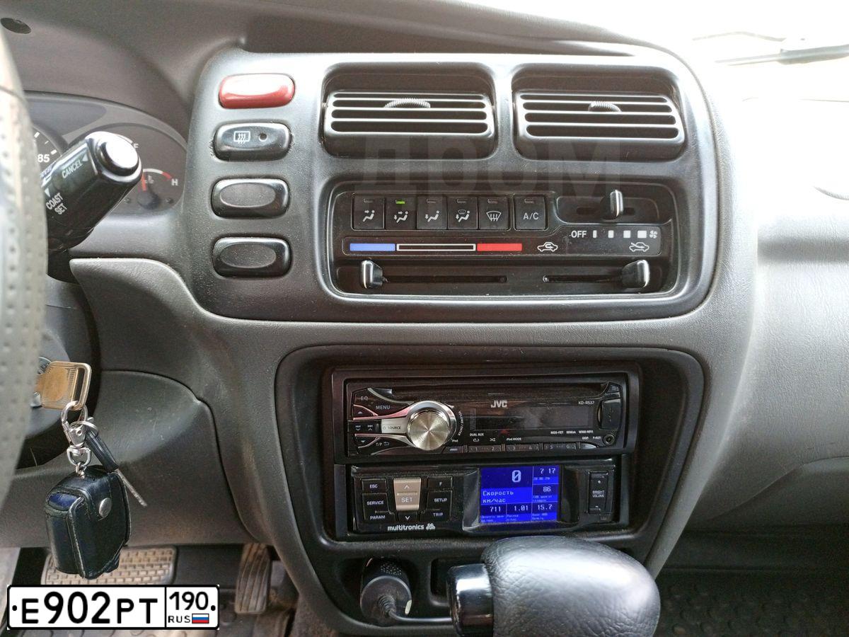 Фото автомобиля SUZUKI VITARA XL-7, 2000 — госномер Х176ЕА04. Цвет: КРАСНЫЙ ТЕМНЫЙ