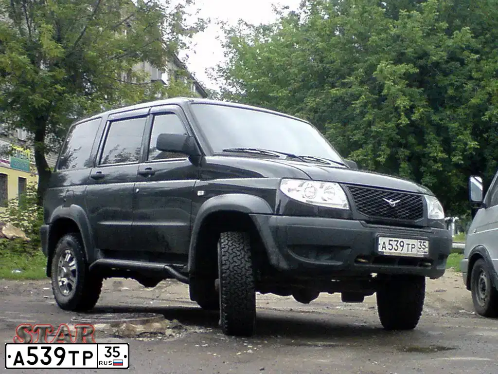 Фото автомобиля UAZ 3163 PATRIOT, 2009 — госномер А539ТР35. Цвет: АВАНТЮРИН МЕТАЛЛИК