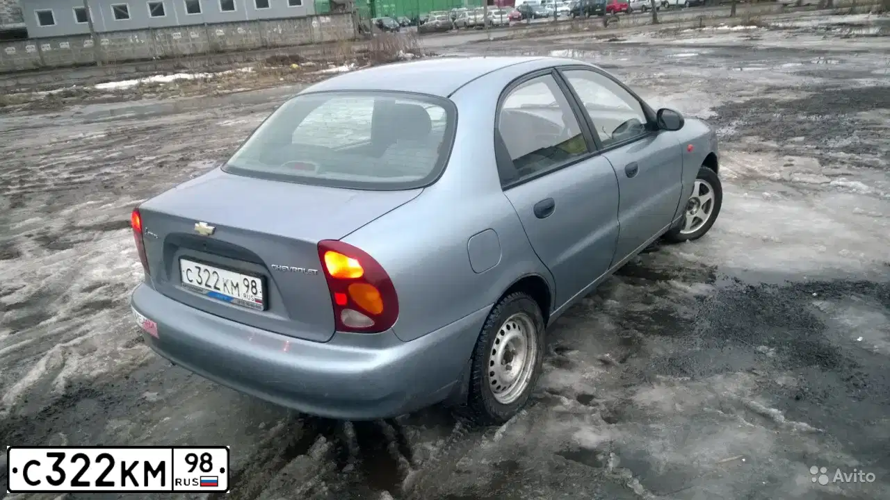 Фото автомобиля ZAZ LANOS, 2007 — госномер О221УН198. Цвет: Серебристый