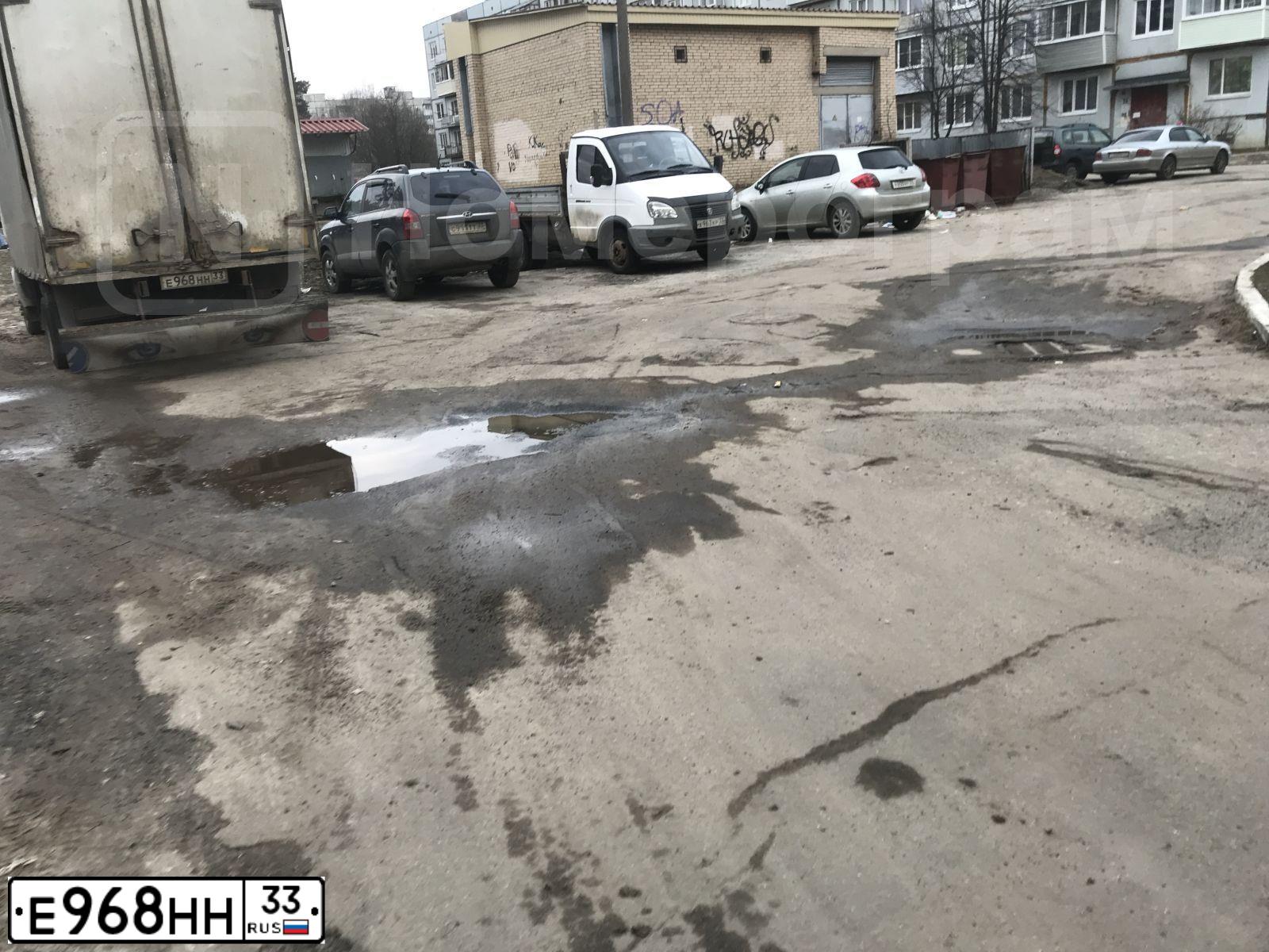 Фото автомобиля GAZ 3302 EL, 2013 — госномер Е968НН33. Цвет: ТЕМНО-СЕРЫЙ