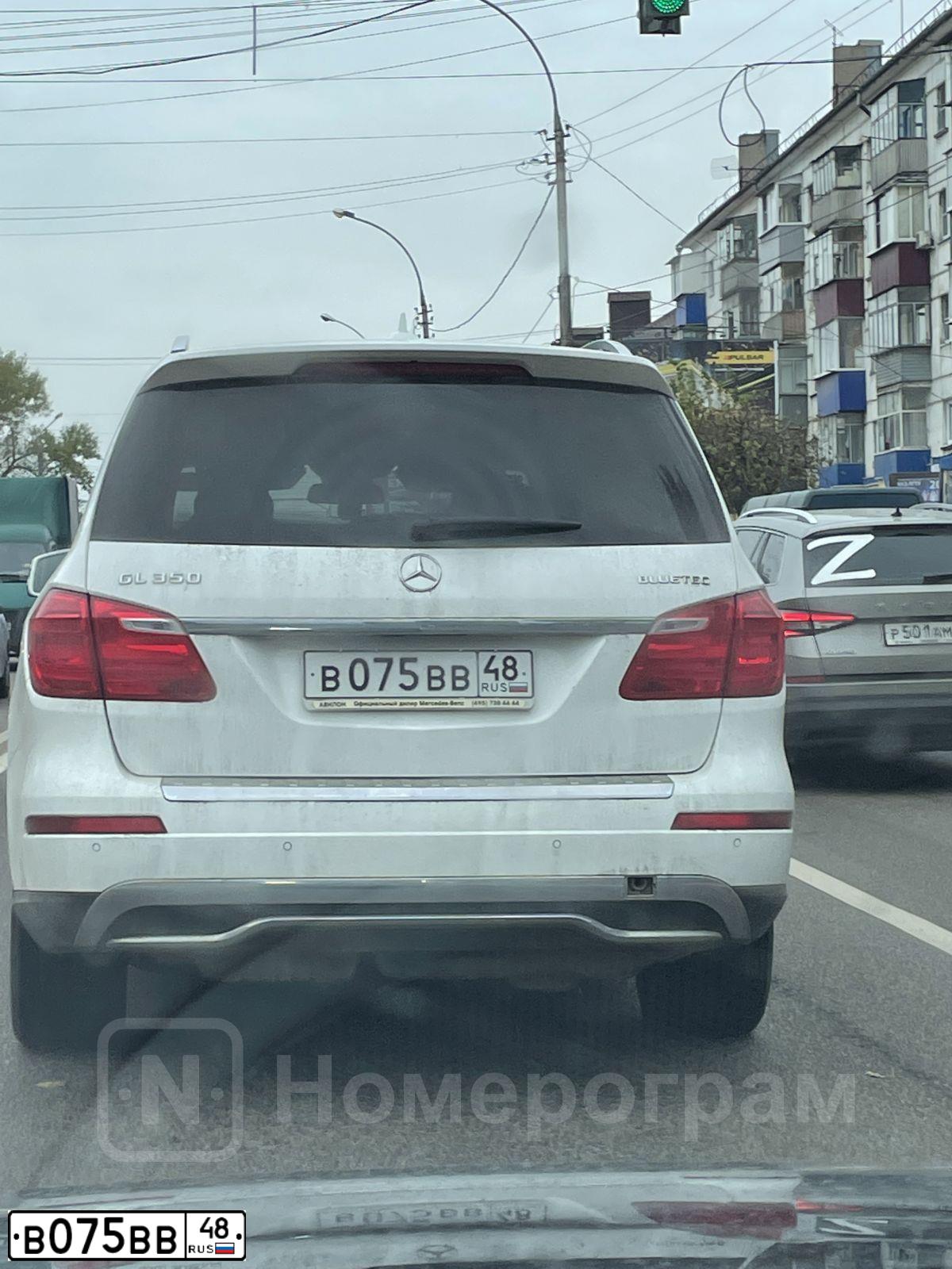 Фото автомобиля МЕРСЕДЕС-БЕНЦ GL 350 BLUETEC 4MATIC, 2014 — госномер У595ТТ48. Цвет: БЕЛЫЙ