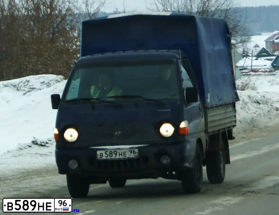 Фото автомобиля TAGAZ PORTER, 2007 — госномер В589НЕ96. Цвет: СИНИЙ
