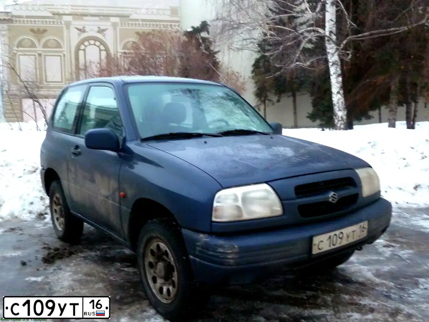 Фото автомобиля SUZUKI /GRAND/ VITARA, 1999 — госномер С109УТ16. Цвет: ТЕМНО-СИНИЙ