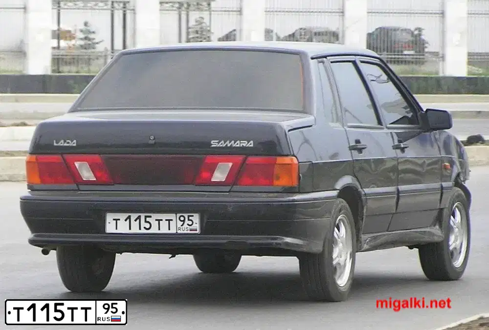 Фото автомобиля LADA 2114 SAMARA, 2009 — госномер Т115ТТ95. Цвет: СВЕТЛО-СЕРЕБРИСТЫЙ МЕТАЛЛ