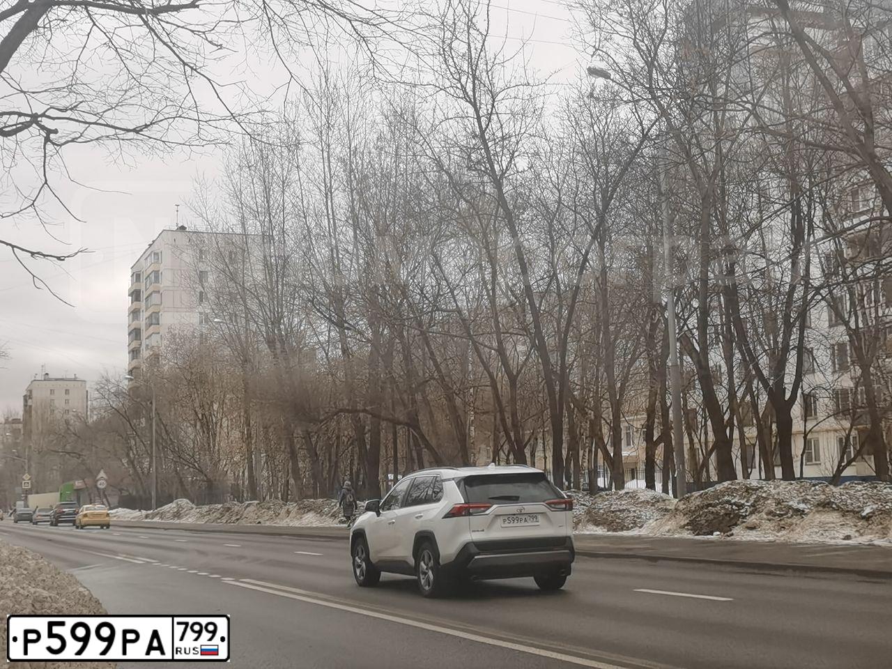 Фото автомобиля TOYOTA RAV4, 2021 — госномер С040УВ790. Цвет: Белый