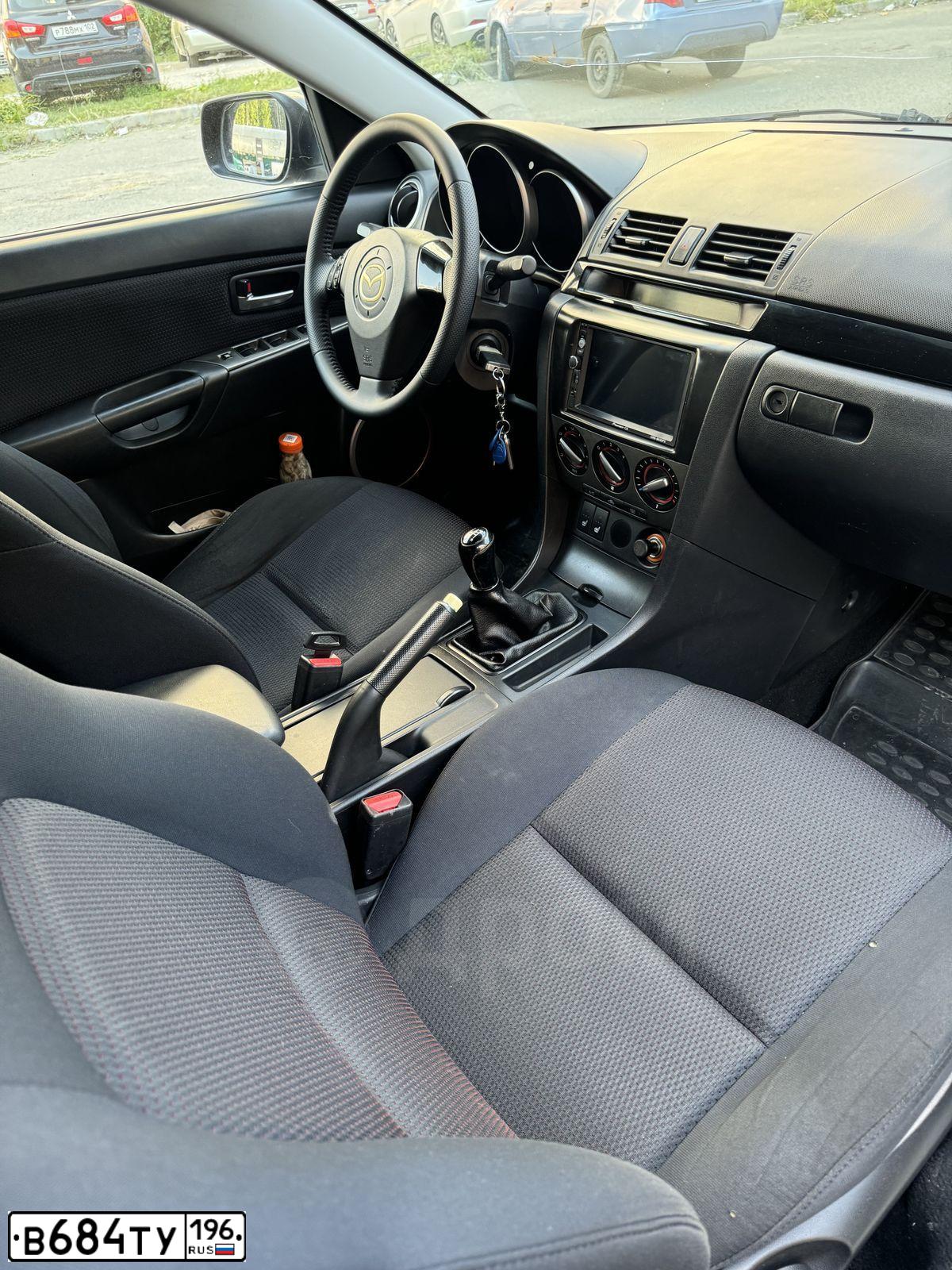 Фото автомобиля MAZDA 3, 2008 — госномер В684ТУ196. Цвет: ЧЕРНЫЙ