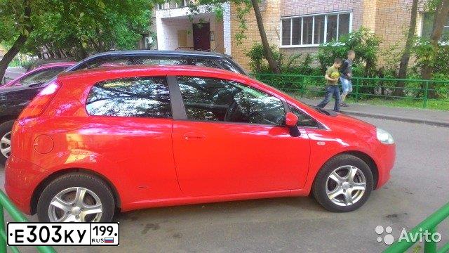 Фото автомобиля FIAT PUNTO, 2008 — госномер Е303КУ199. Цвет: Красный