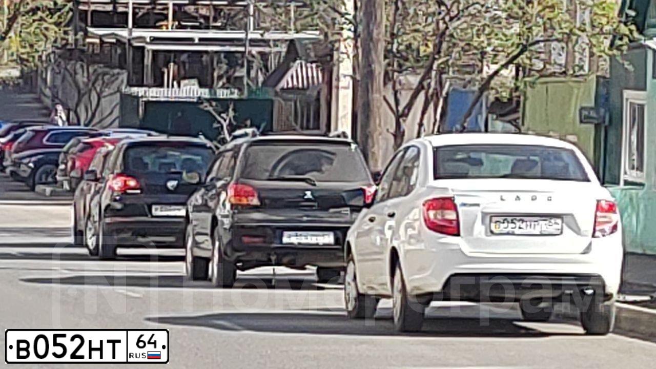 Фото автомобиля INFINITI QX70 /FX/, 2004 — госномер М410КА134. Цвет: Коричневый