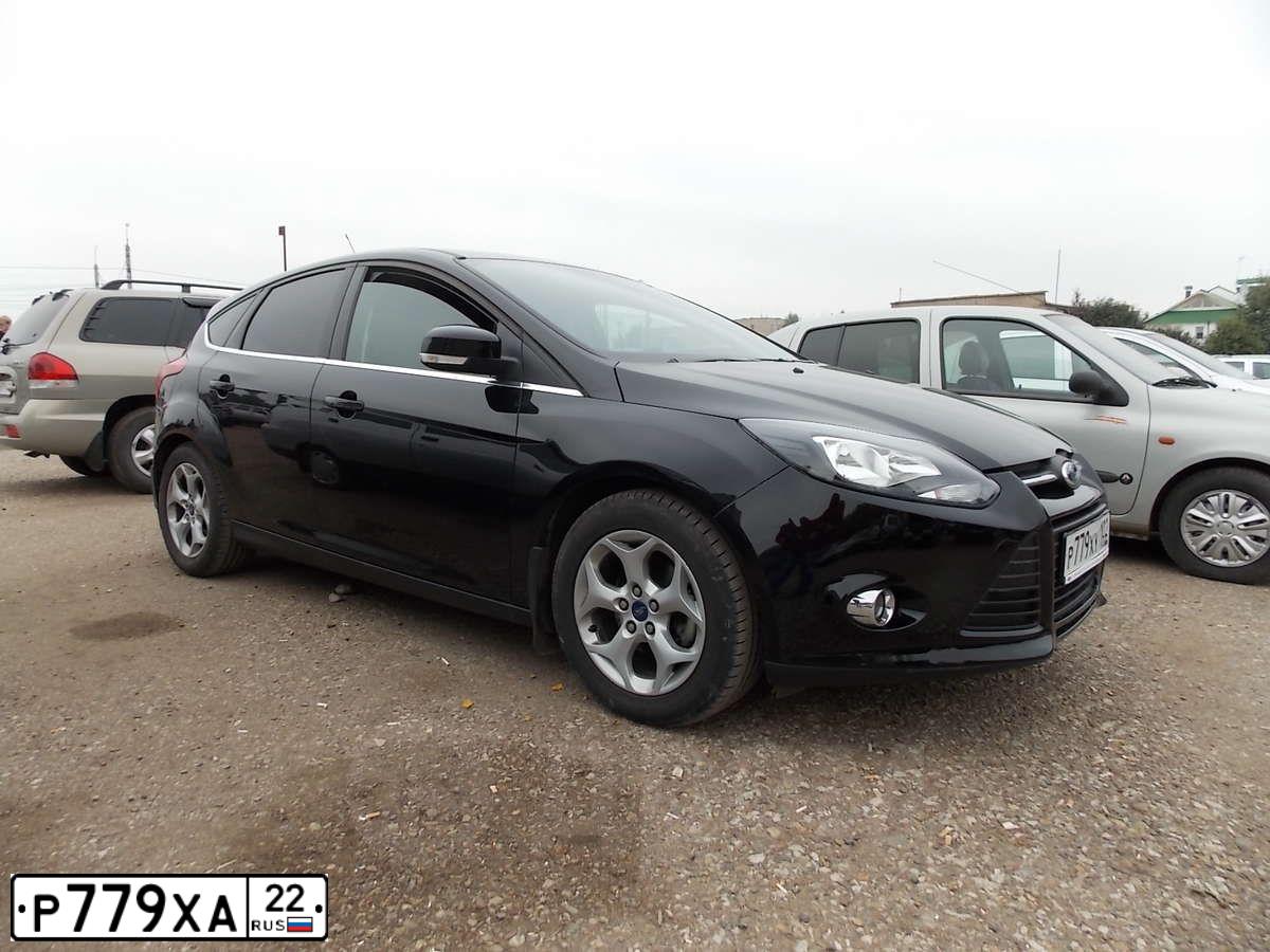 Фото автомобиля TOYOTA AVENSIS, 1998 — госномер Р779ХА22. Цвет: СЕРЫЙ (СВЕТЛО-СЕРЫЙ)
