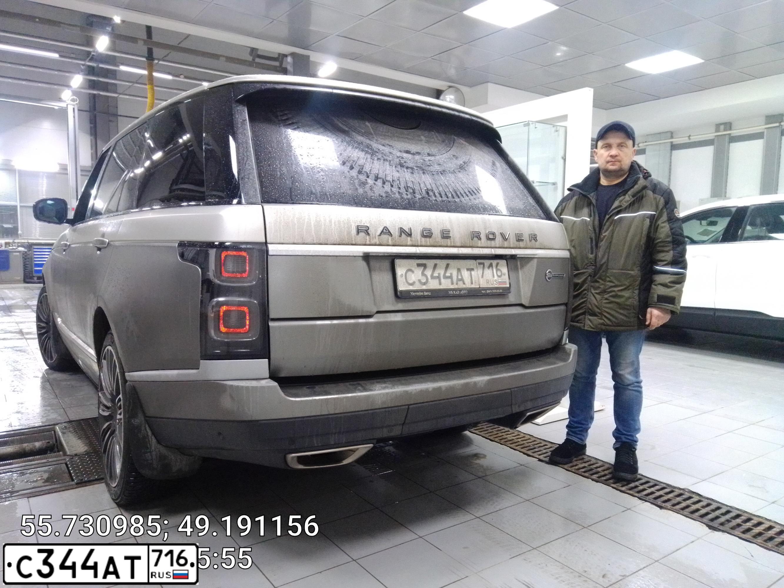 Фото автомобиля LANDROVER RANGE ROVER, 2019 — госномер Р345РТ16. Цвет: СЕРЫЙ