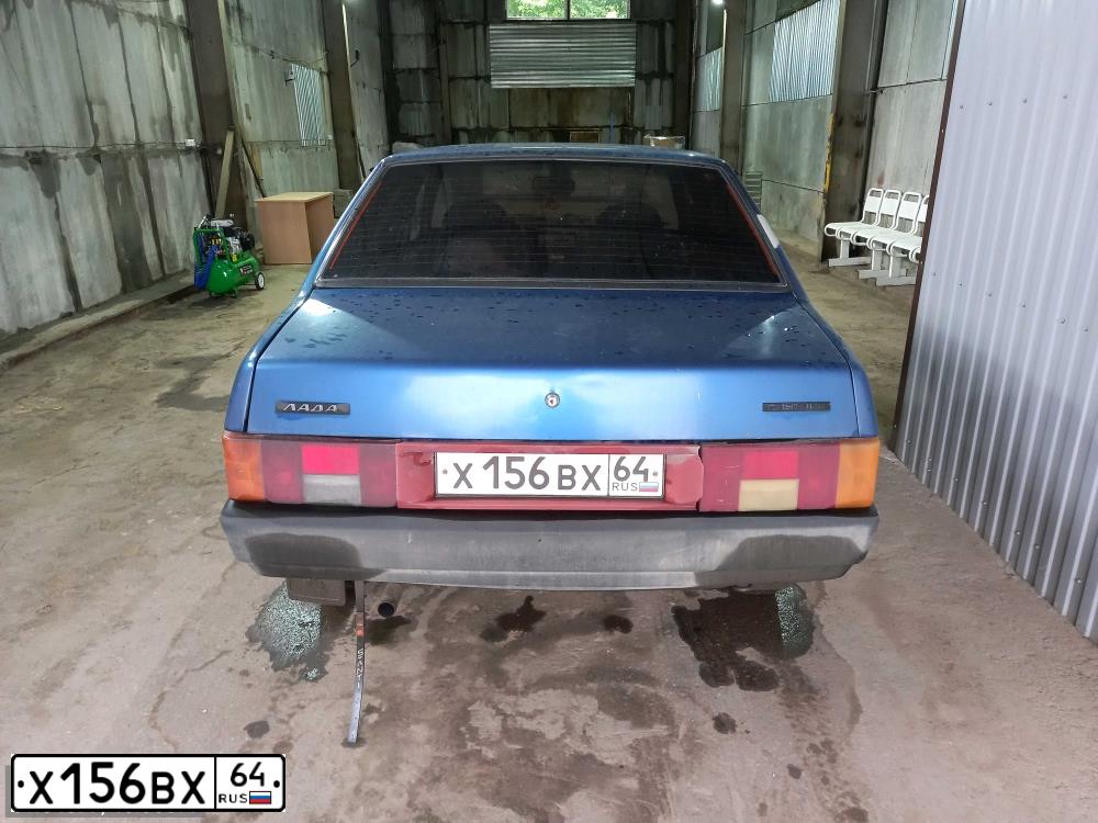 Фото автомобиля LADA 2109 SAMARA, 1996 — госномер Х156ВХ64. Цвет: синий
