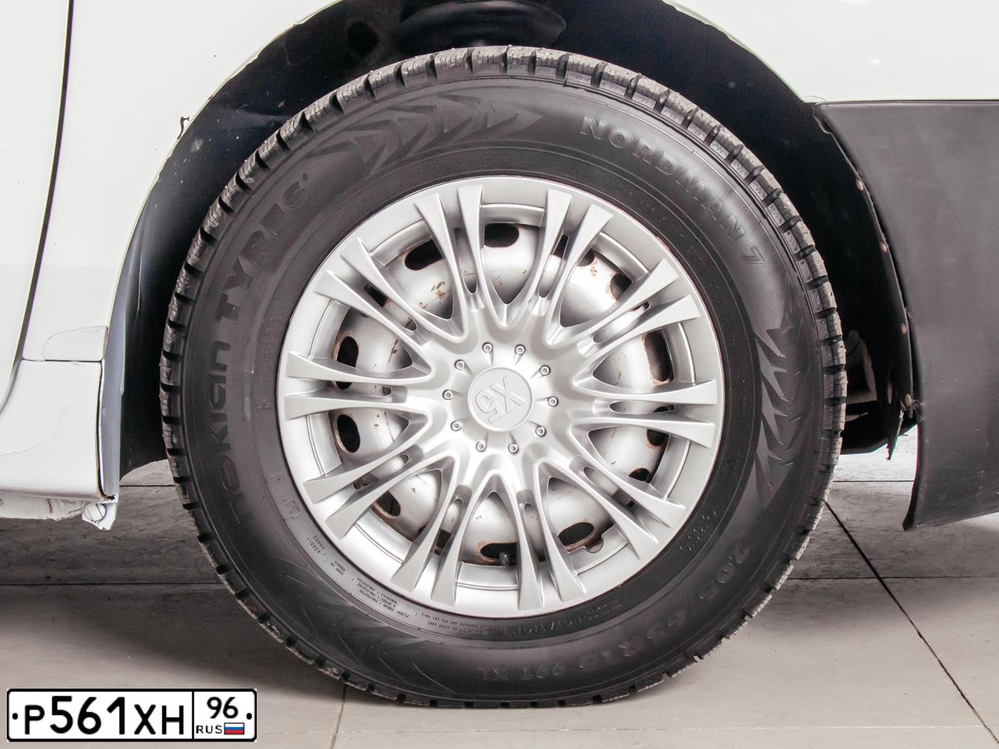 Фото автомобиля PEUGEOT PARTNER, 2010 — госномер Р561ХН96. Цвет: БЕЛЫЙ