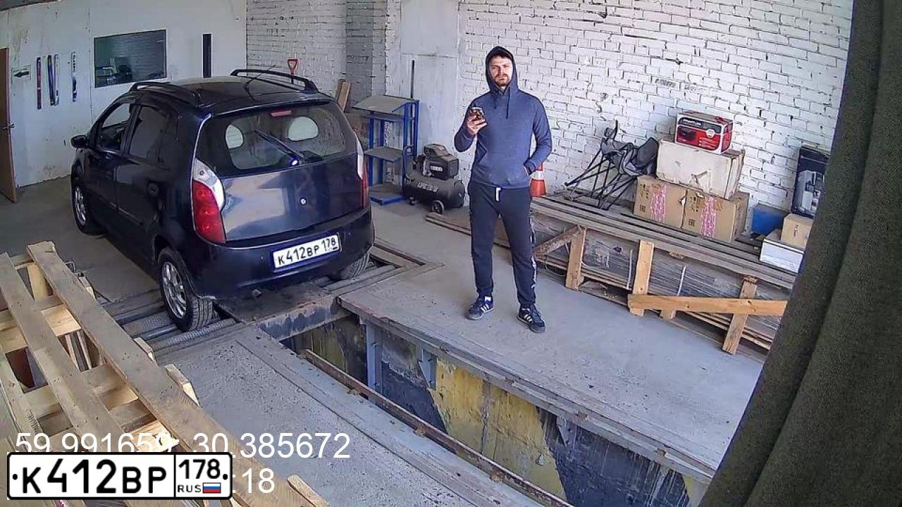 Фото автомобиля CHERY KIMO /A1/, 2009 — госномер К412ВР178. Цвет: Темно-синий